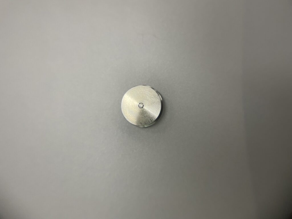 微細孔加工の試作品
