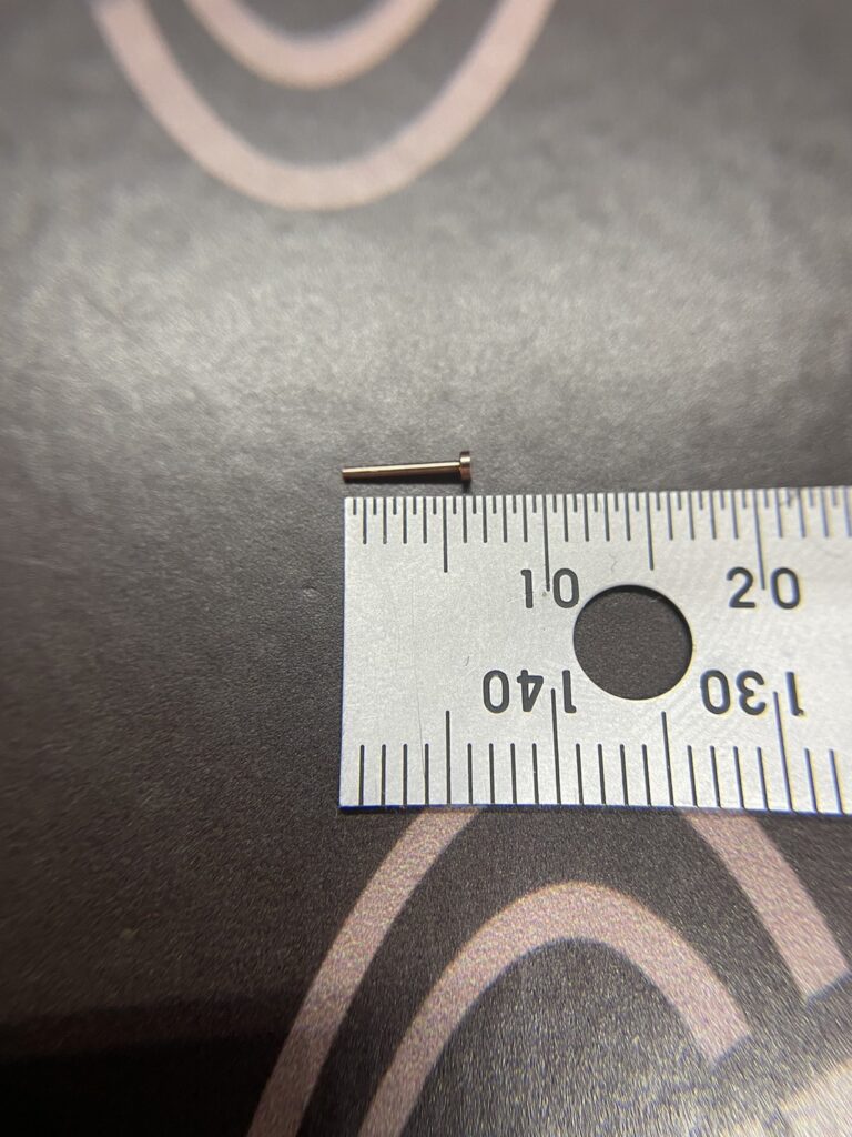 得意の超小物旋盤加工品