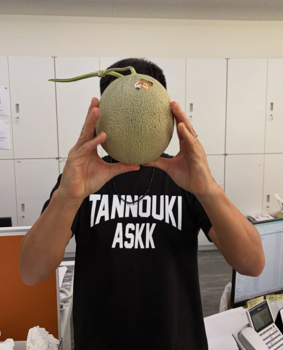 メロンにメロメロ